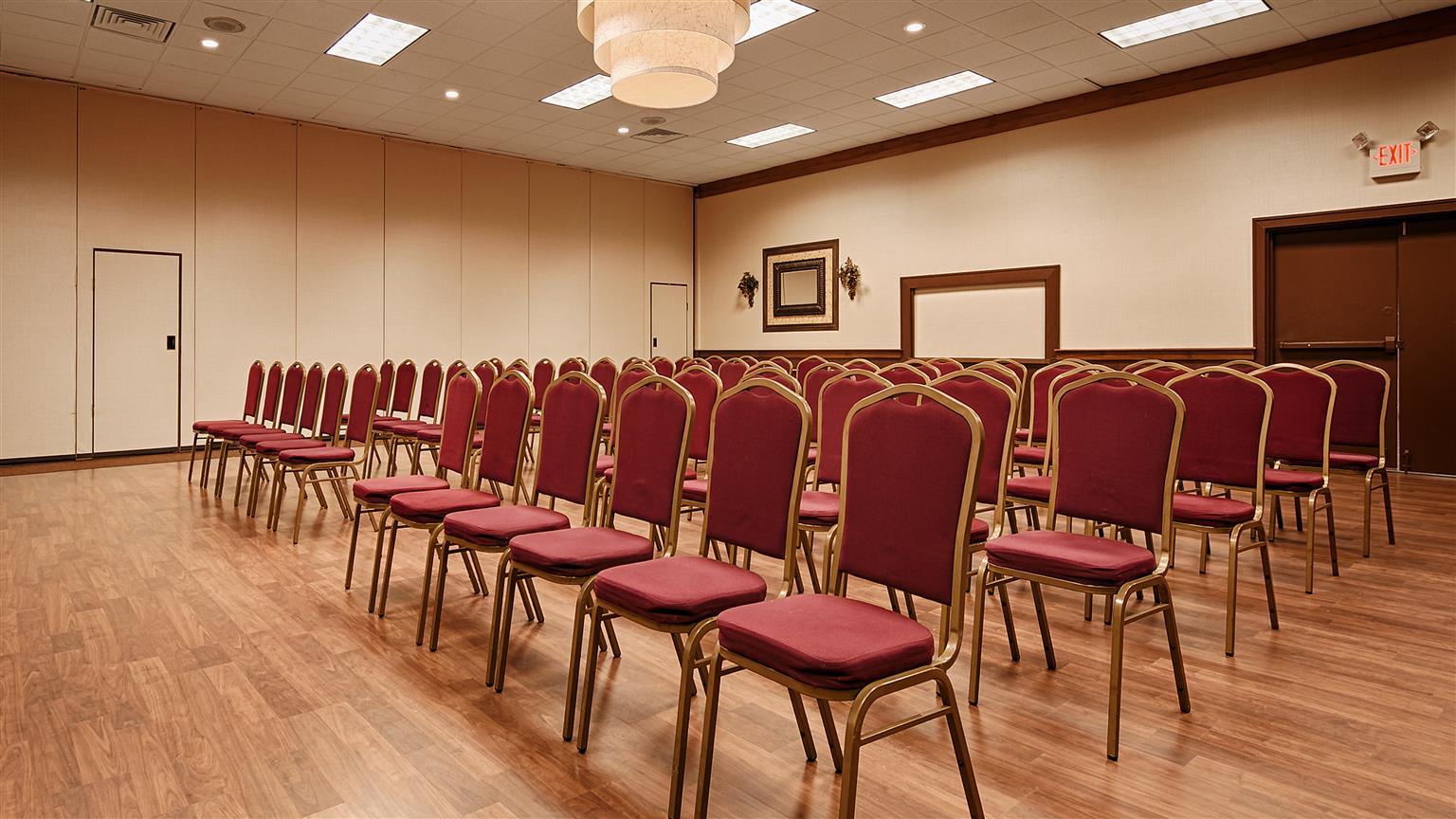 Best Western Plus La Porte Hotel & Conference Center Экстерьер фото