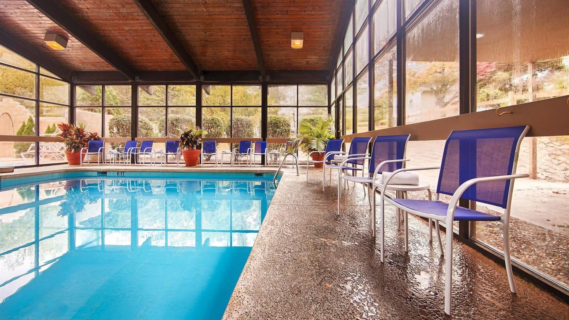 Best Western Plus La Porte Hotel & Conference Center Экстерьер фото